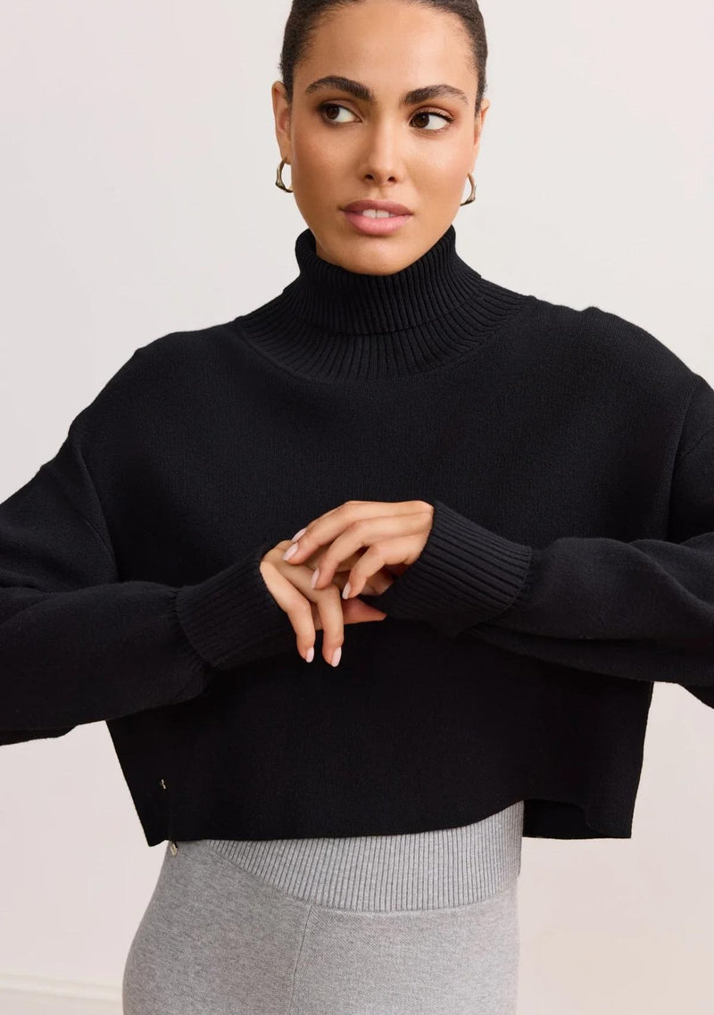 OLLY TURTLE NECK SWEATER