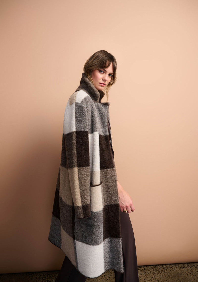 FEATHER YARN ABSTRACT PRINT SWEATER COAT