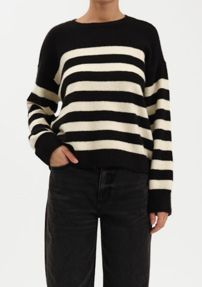 CARYLE EVERYDAY CREWNECK SWEATER