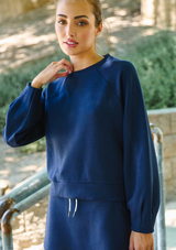 GRACY RAGLAN PULLOVER