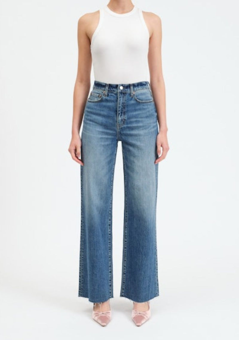 FAR OUT WIDE LEG IN STUNNER