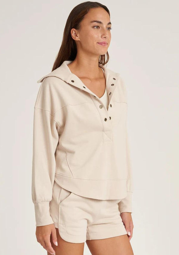 DANIELA COLLAR PULLOVER