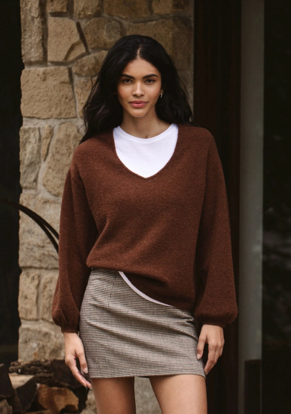 VHARI KNIT V-NECK PULLOVER