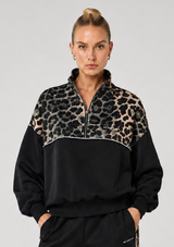 BOUNDLESS ZIP NECK