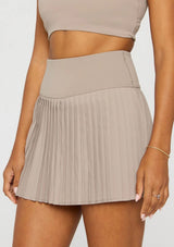 HOT SHOT PLEATED SKIRT