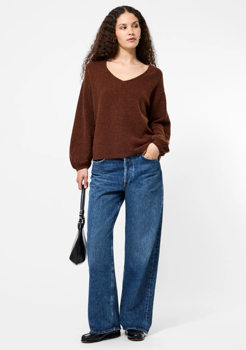 VHARI KNIT V-NECK PULLOVER