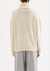 AMBER TURTLENECK KNIT