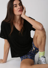 CHASE BRUSHED SLUB V-NECK TEE - ONYX