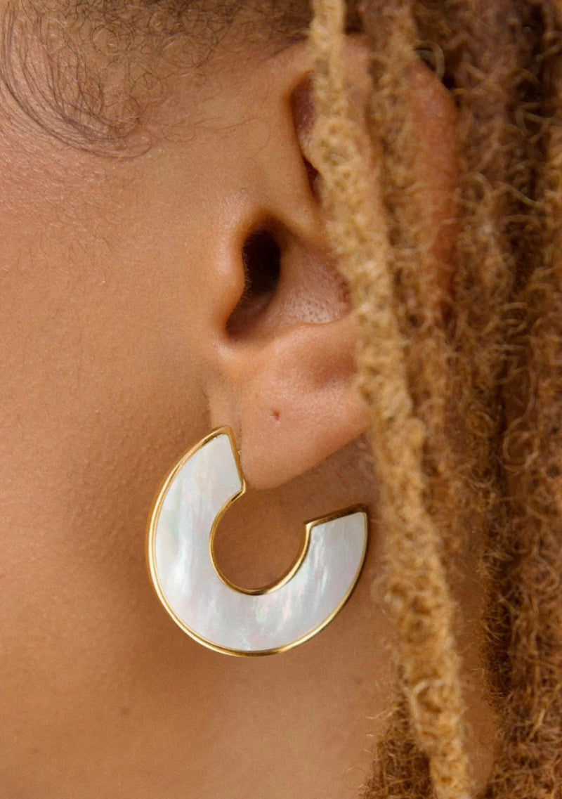 DUA MOTHER OF PEARL MEDIUM HOOP EARRING