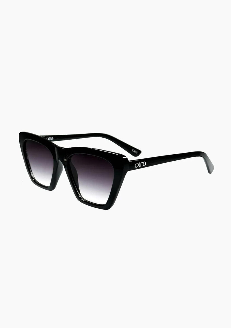 STEP AHEAD - BLACK