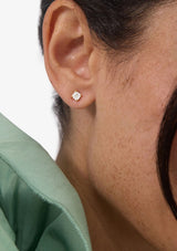 THE QUEEN'S 4MM STUDS