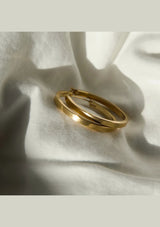 ILAVIA HOOP EARRING