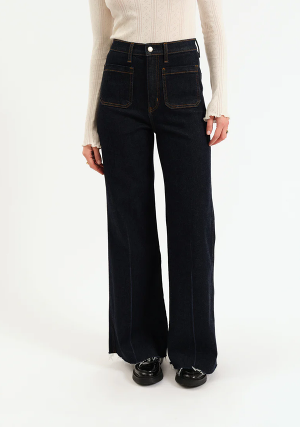 FAR OUT HIGH RISE WITH FASHION POCKET