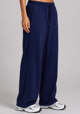 THE ESSENTIAL PANT