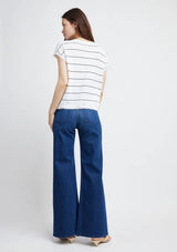 VALERIA V-NECK TEE