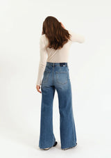 FAR OUT HIGH RISE WITH FASHION POCKET