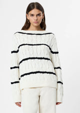 MOZART CHUNKY CABLE KNIT PULLOVER