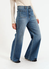 FAR OUT HIGH RISE WITH FASHION POCKET