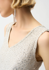 V-NECK SLEEVLESS PULLOVER