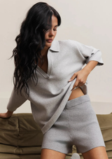 OLLY V-NECK TOP
