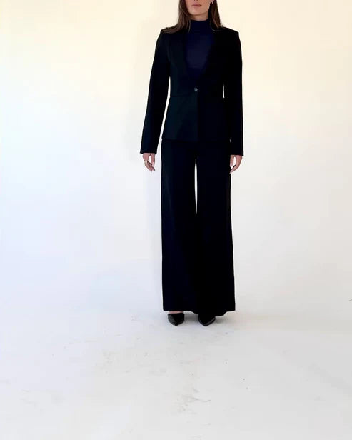 THE FITTED PONTE BLAZER