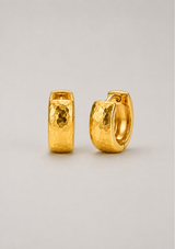 BRENNAN HAMMERED MINI HOOP EARRING