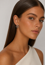 FLORA MEDIUM HOOP EARRRING