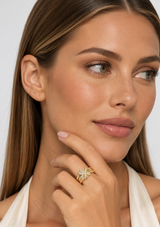 KNOT CROSSED RING