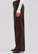 ORGANIC RELAXED LEG JEAN